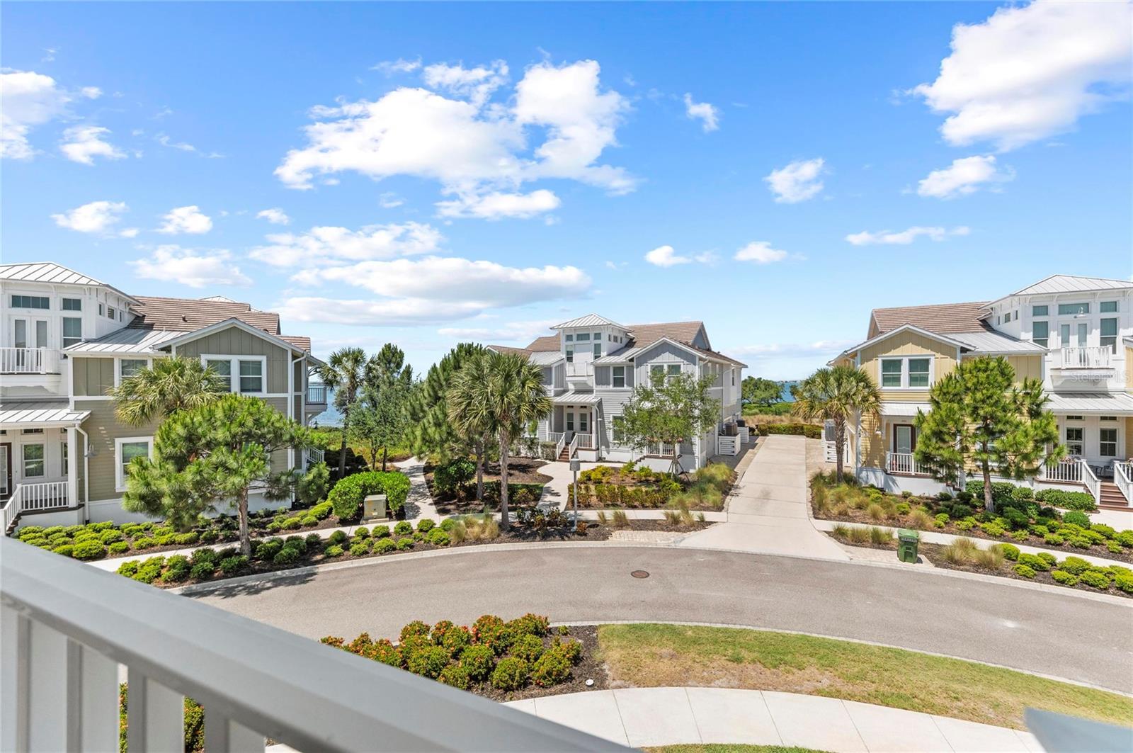 Image 23 of 100 For 271 Saint Lucia Drive 202