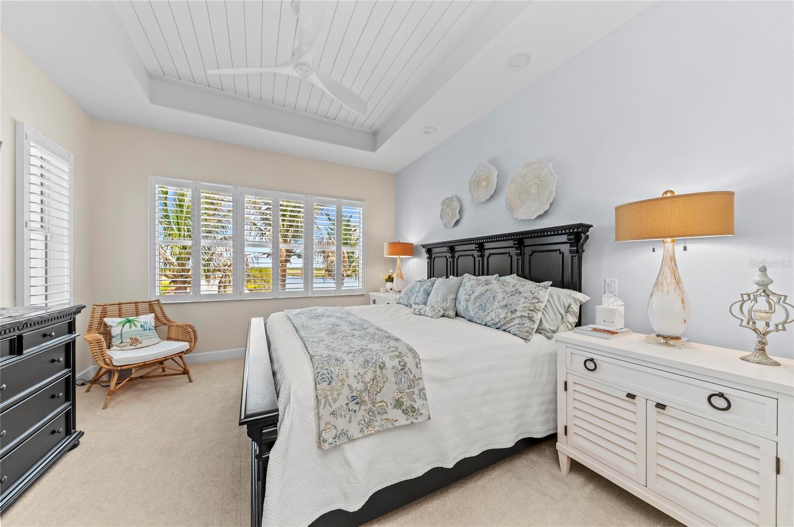 Image 28 of 100 For 271 Saint Lucia Drive 202