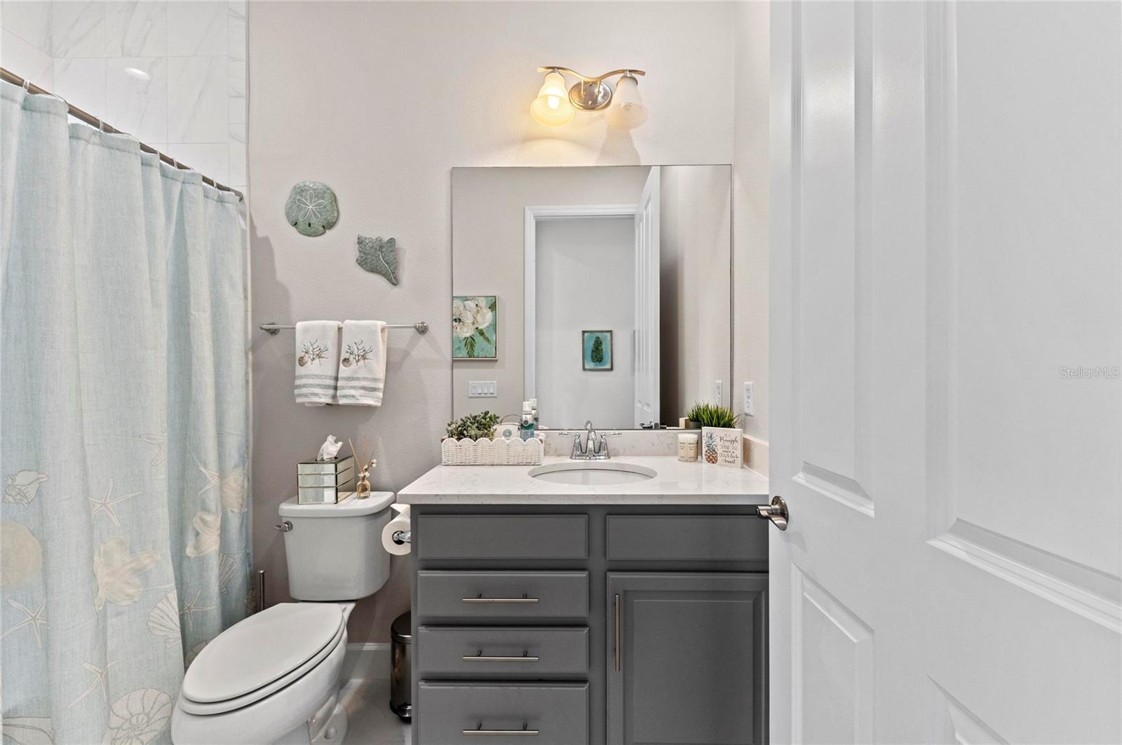 Image 40 of 100 For 271 Saint Lucia Drive 202