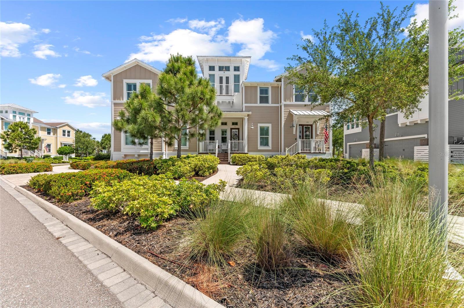 Image 7 of 100 For 271 Saint Lucia Drive 202