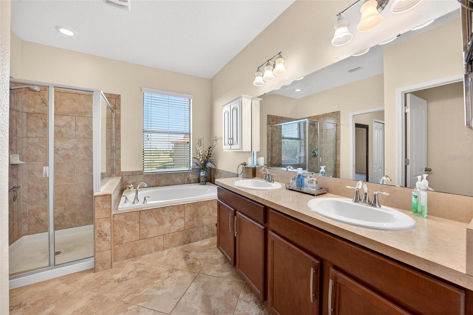 Image 13 of 37 For 1261 Long Cove Loop 1261