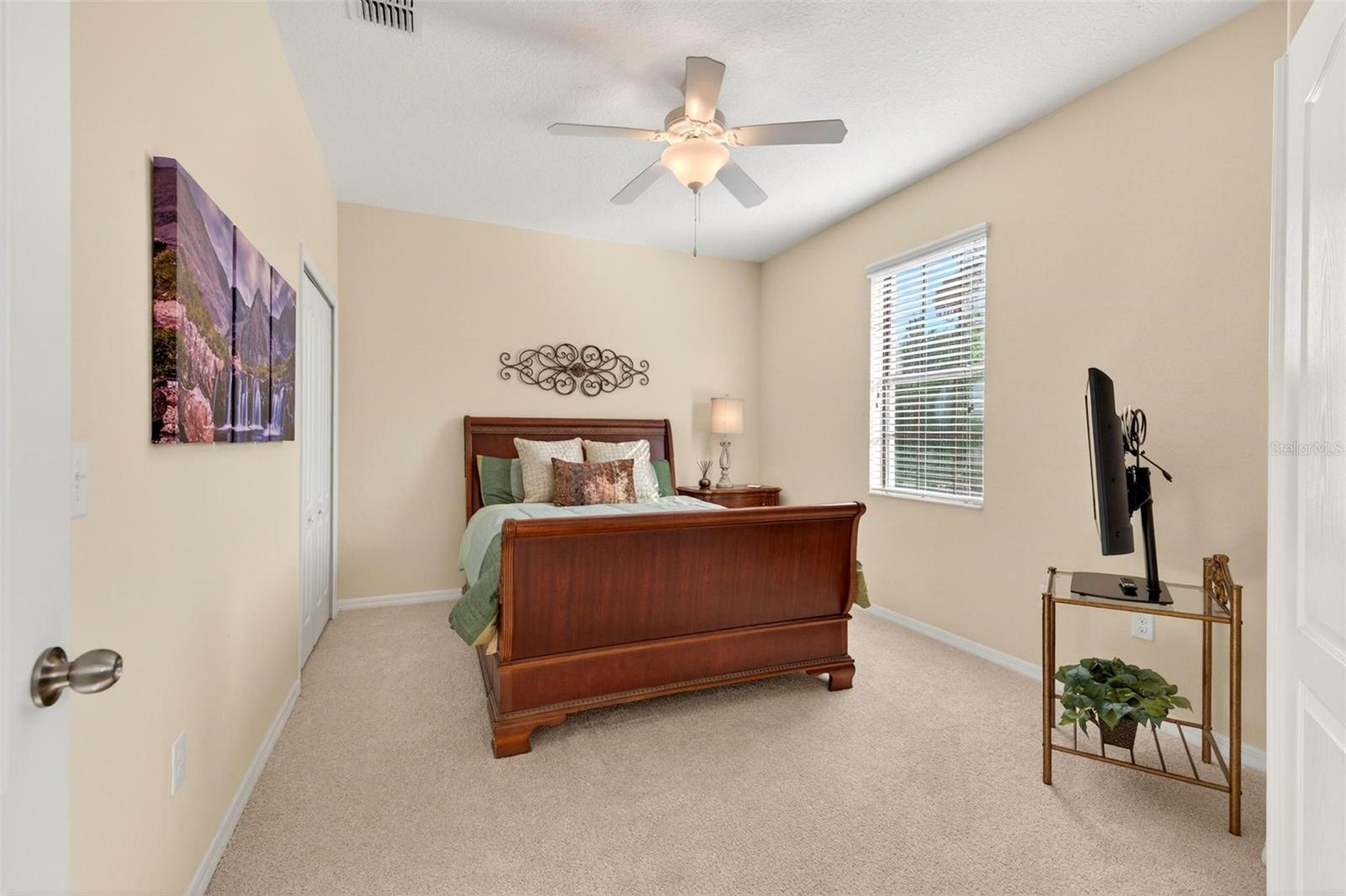 Image 15 of 37 For 1261 Long Cove Loop 1261