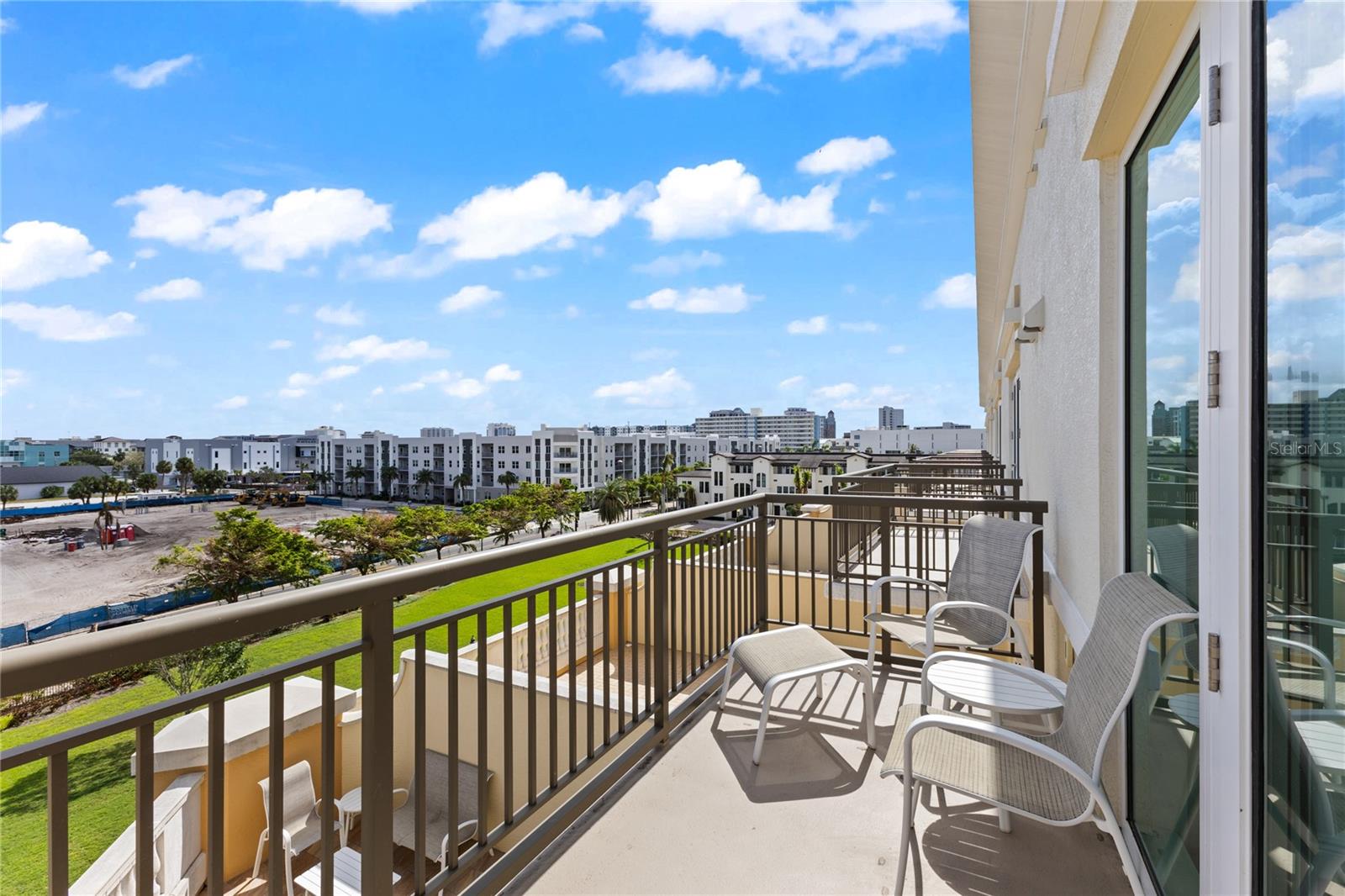 Image 36 of 59 For 800 Tamiami Trail 321a