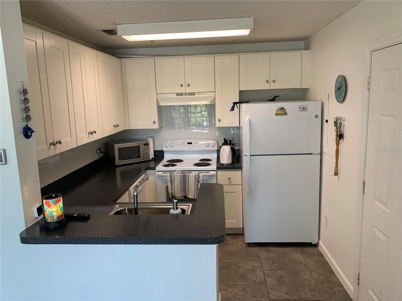 Image 4 of 21 For 4049 Crockers Lake Boulevard 25