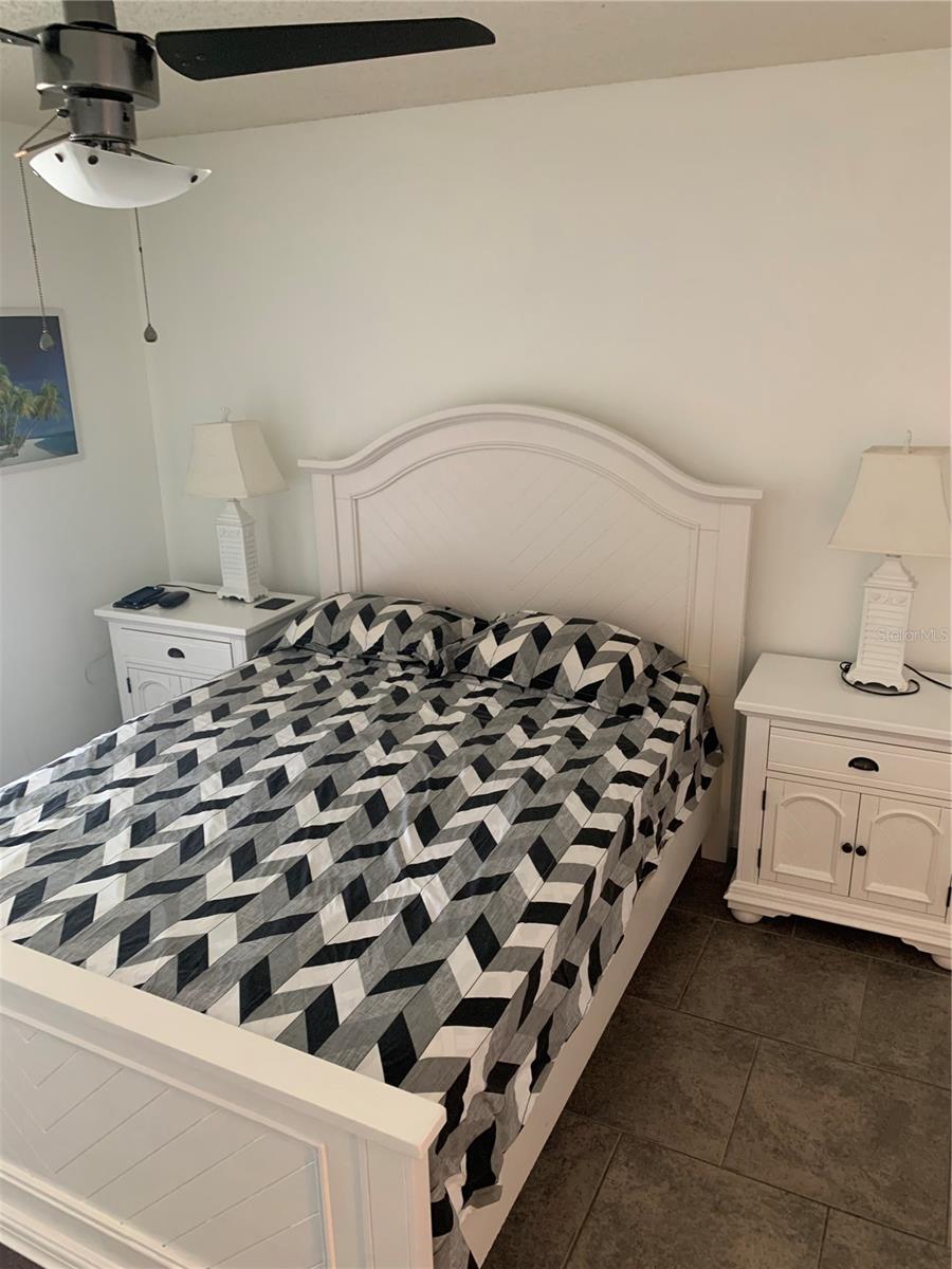 Image 6 of 21 For 4049 Crockers Lake Boulevard 25