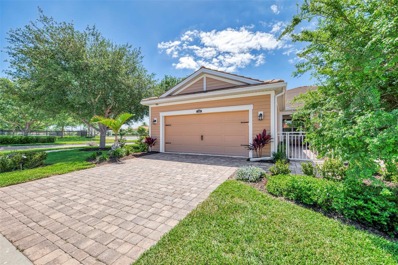 Image 3 of 49 For 11789 Tapestry Lane