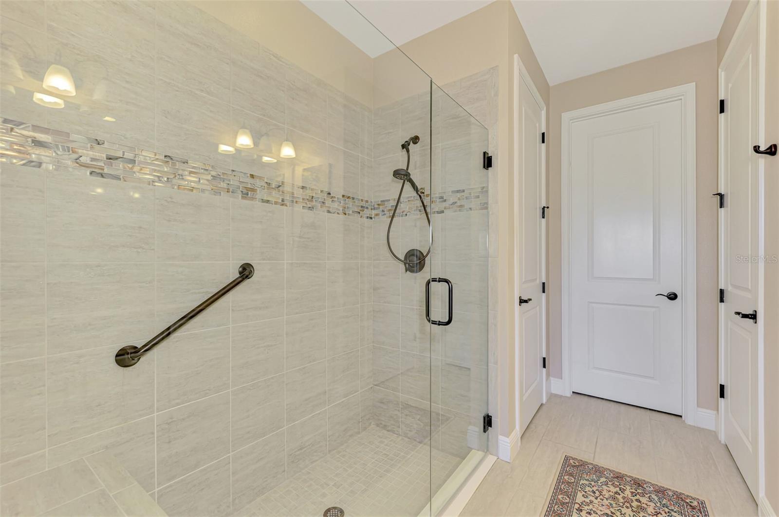 Image 35 of 49 For 11789 Tapestry Lane