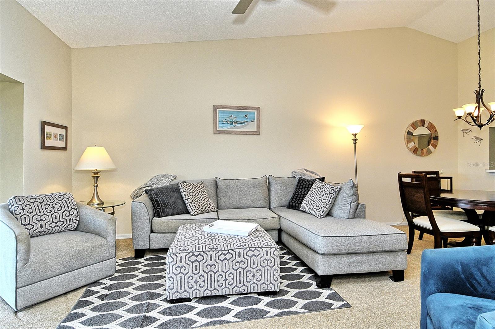 Image 22 of 38 For 9610 Club South Circle 4302