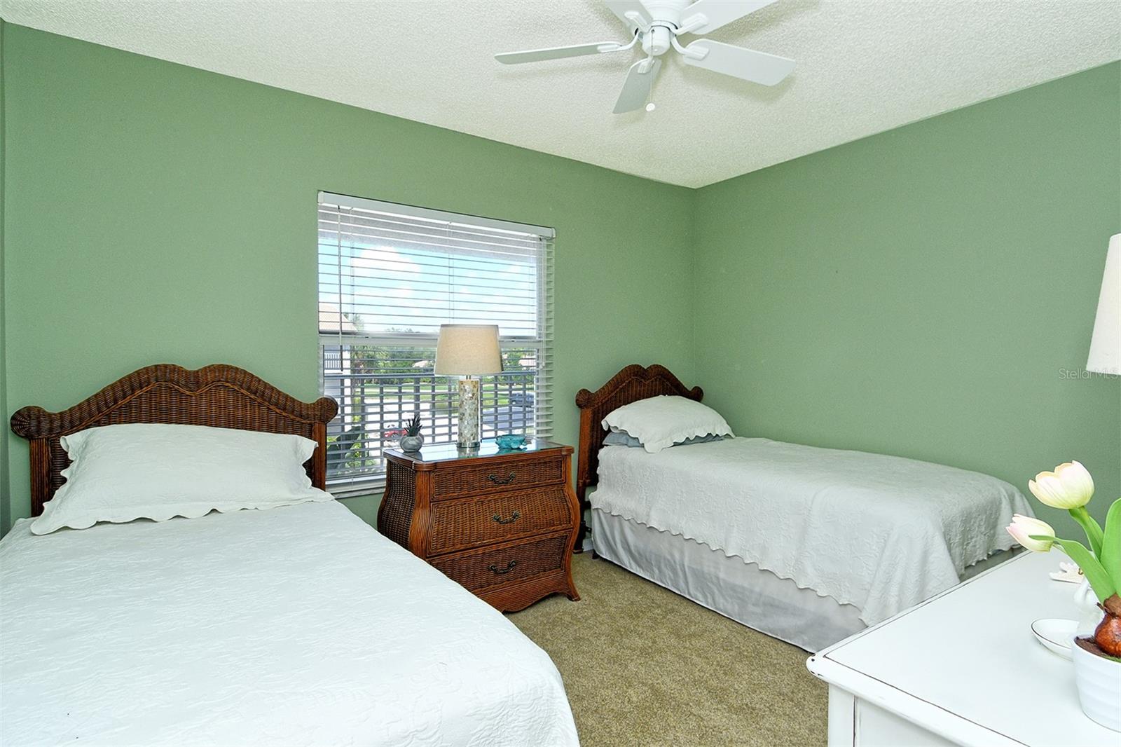 Image 23 of 38 For 9610 Club South Circle 4302