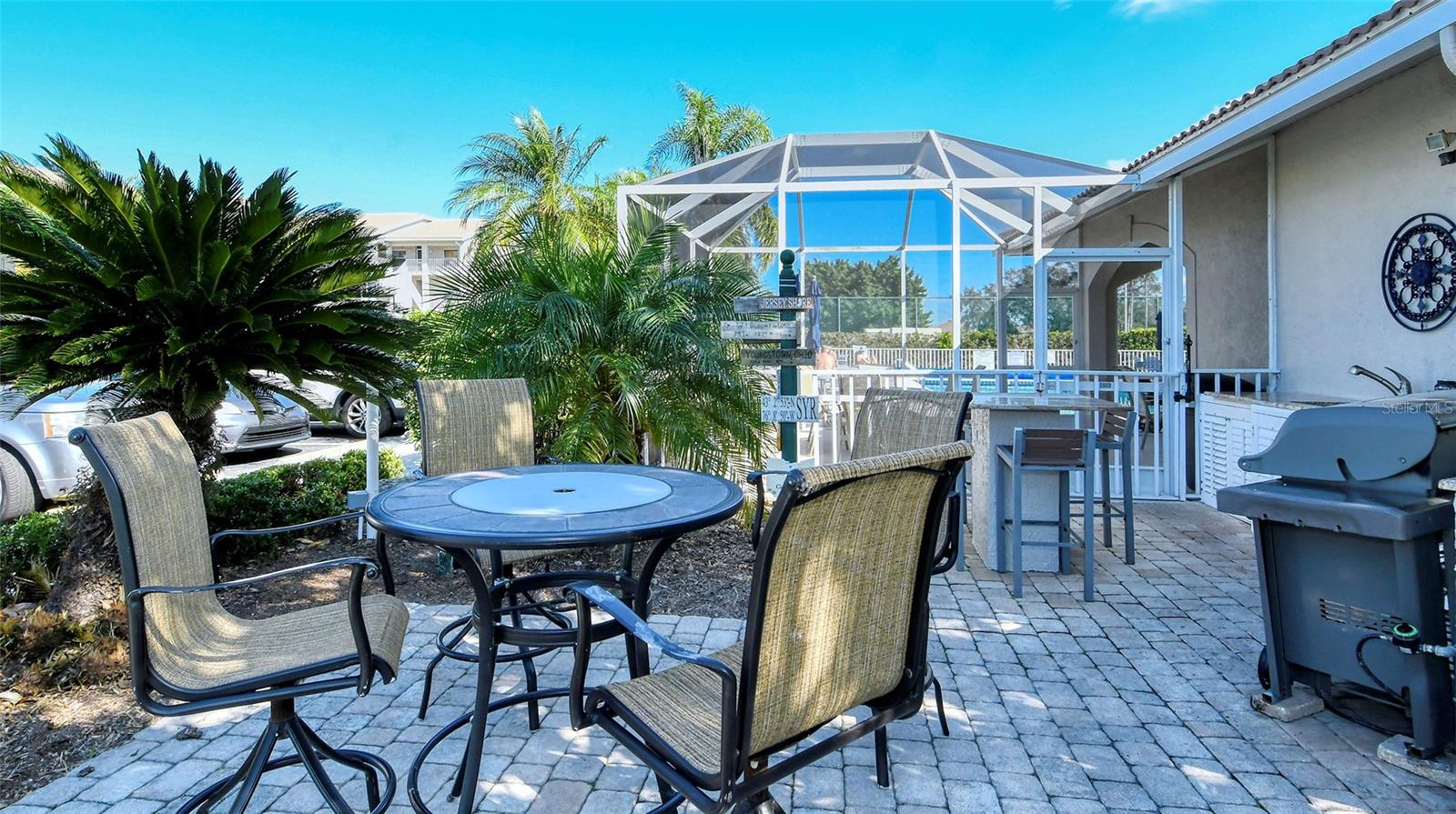 Image 28 of 38 For 9610 Club South Circle 4302