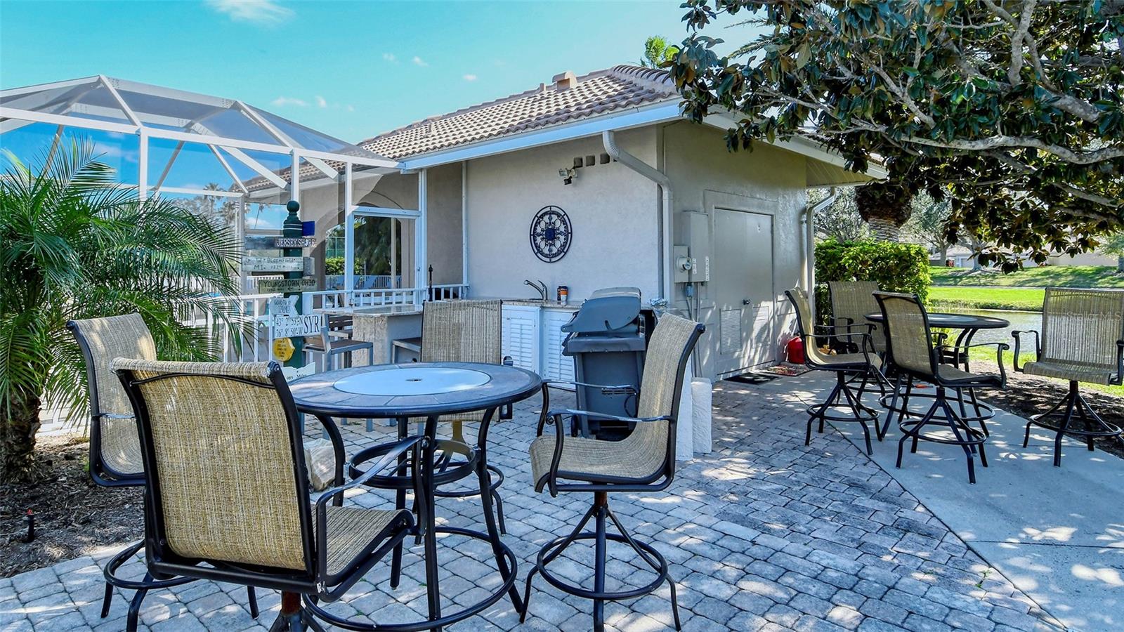 Image 29 of 38 For 9610 Club South Circle 4302