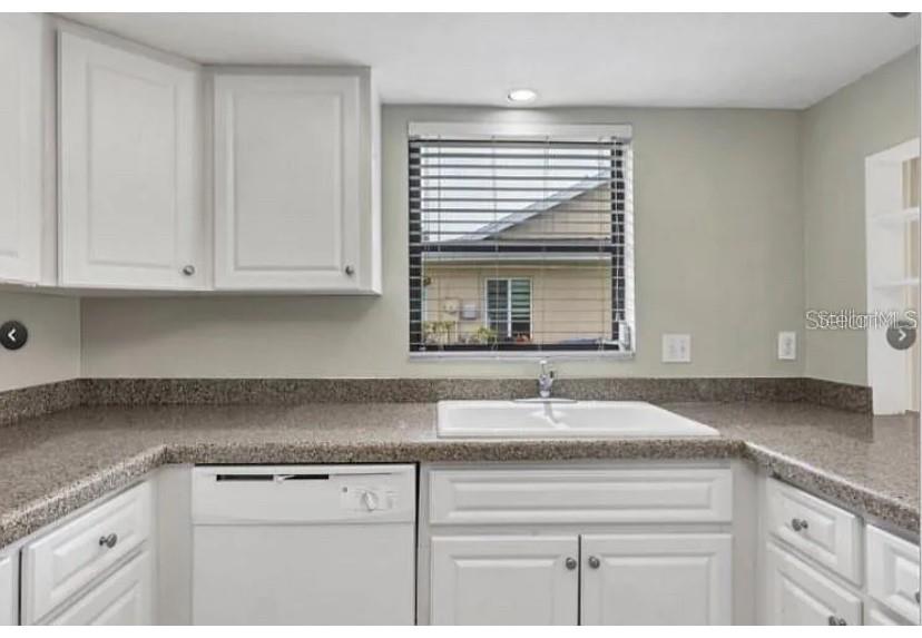 Image 13 of 14 For 4753 Ringwood Meadow