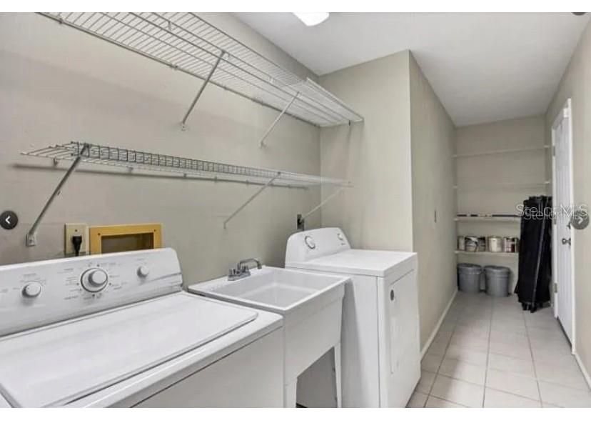 Image 9 of 14 For 4753 Ringwood Meadow