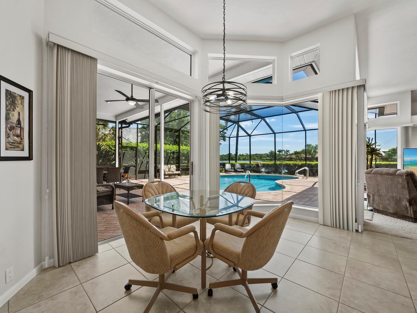 Image 22 of 56 For 8615 Woodbriar Drive