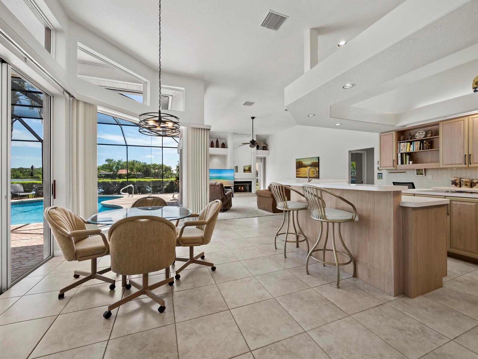 Image 23 of 56 For 8615 Woodbriar Drive