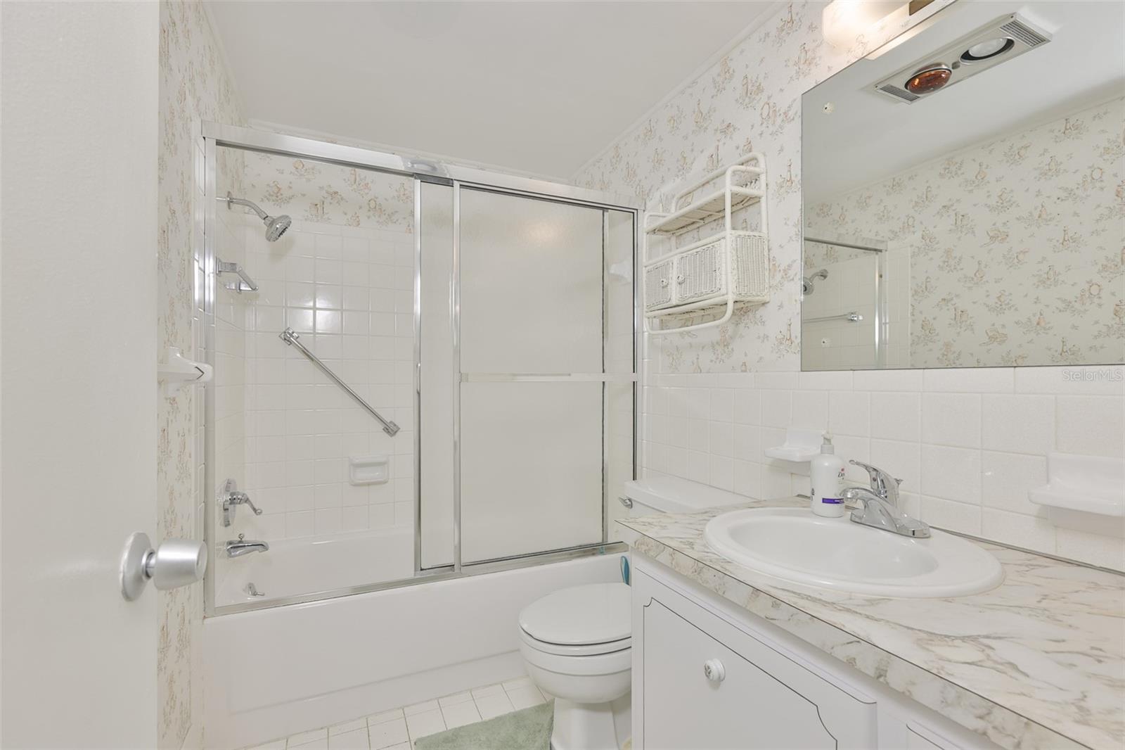 Image 16 of 33 For 6100 21st Street N 9