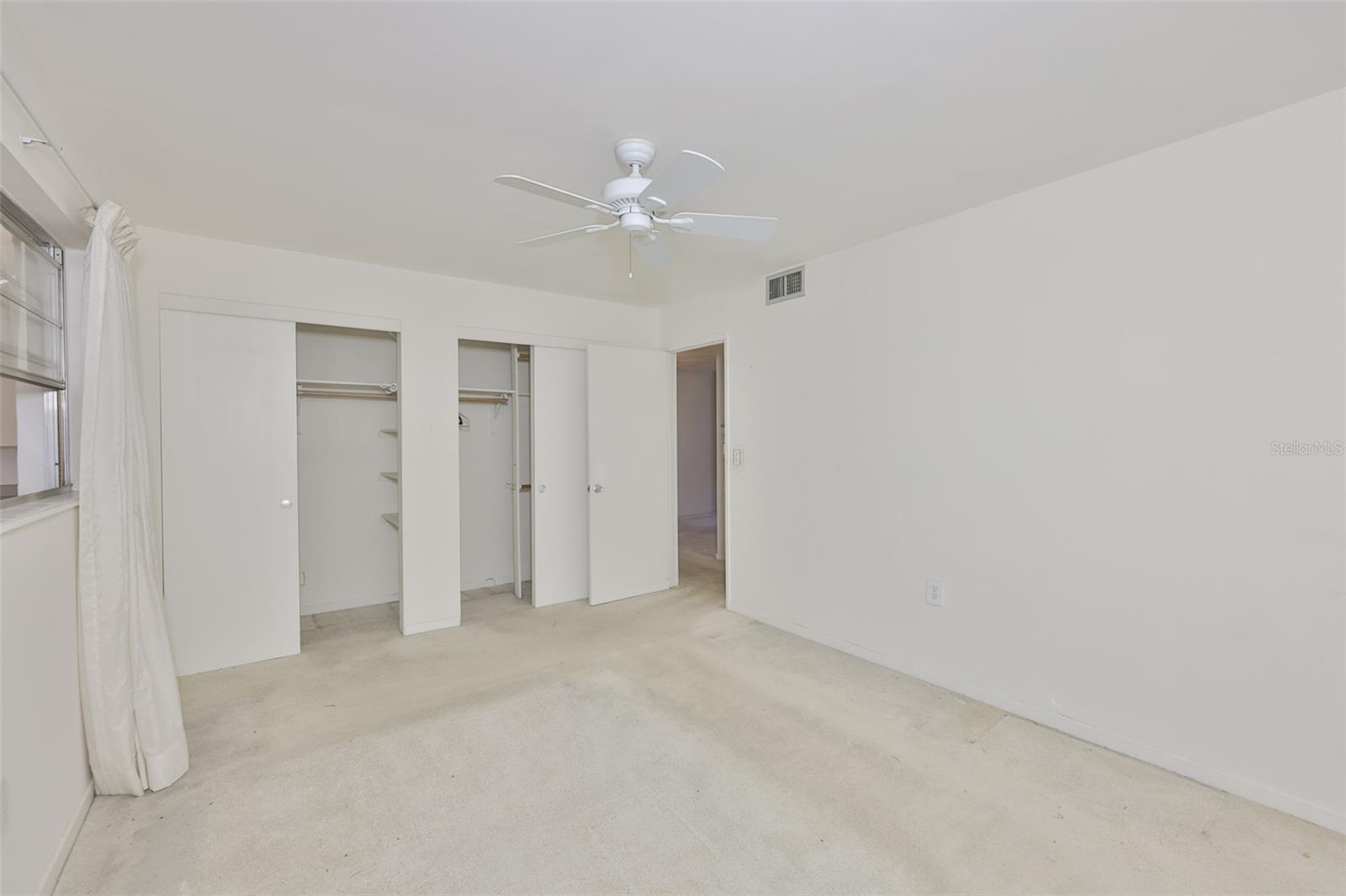 Image 17 of 33 For 6100 21st Street N 9