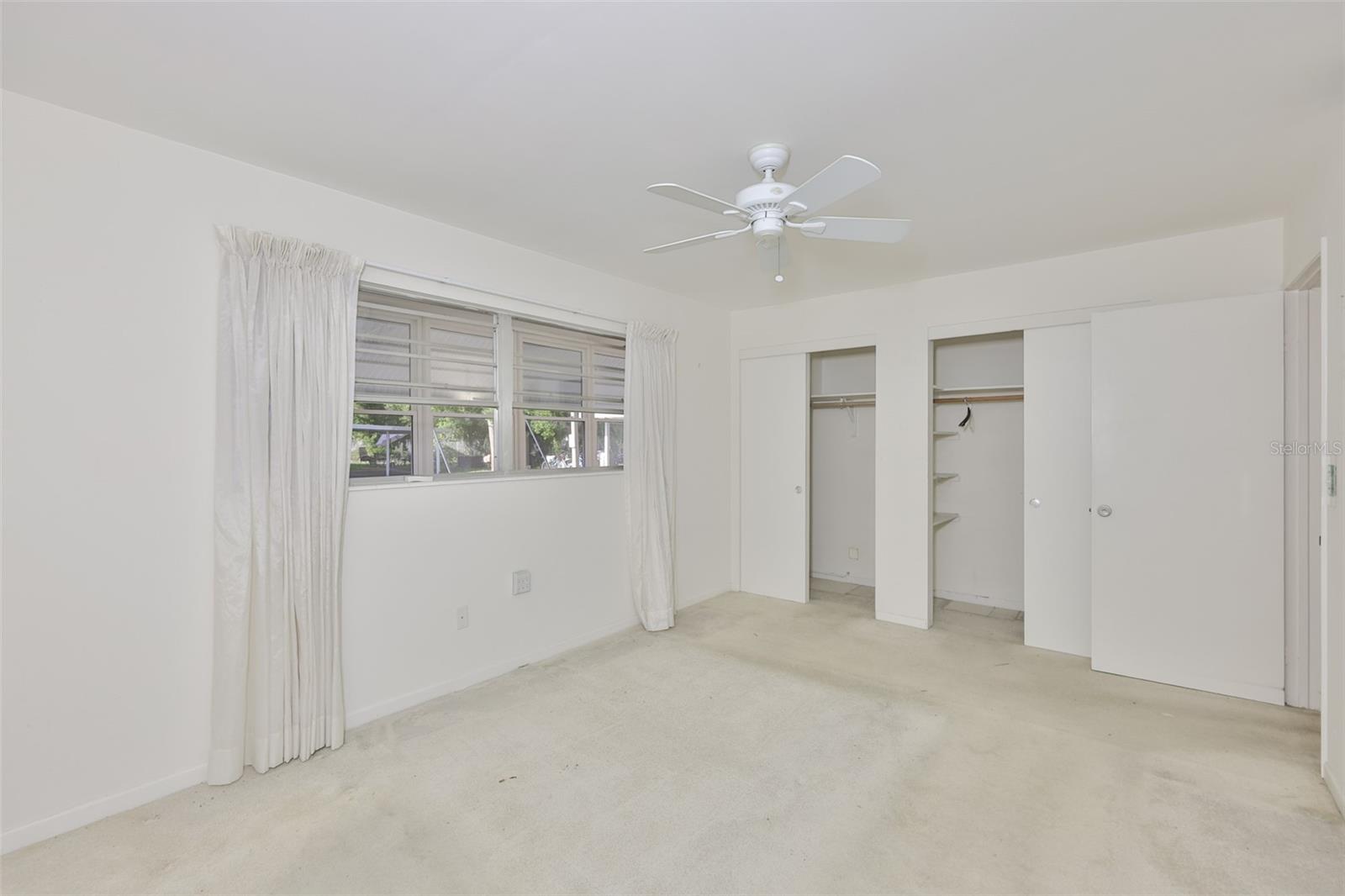 Image 18 of 33 For 6100 21st Street N 9