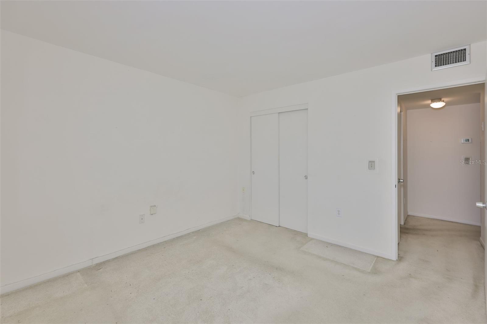 Image 21 of 33 For 6100 21st Street N 9