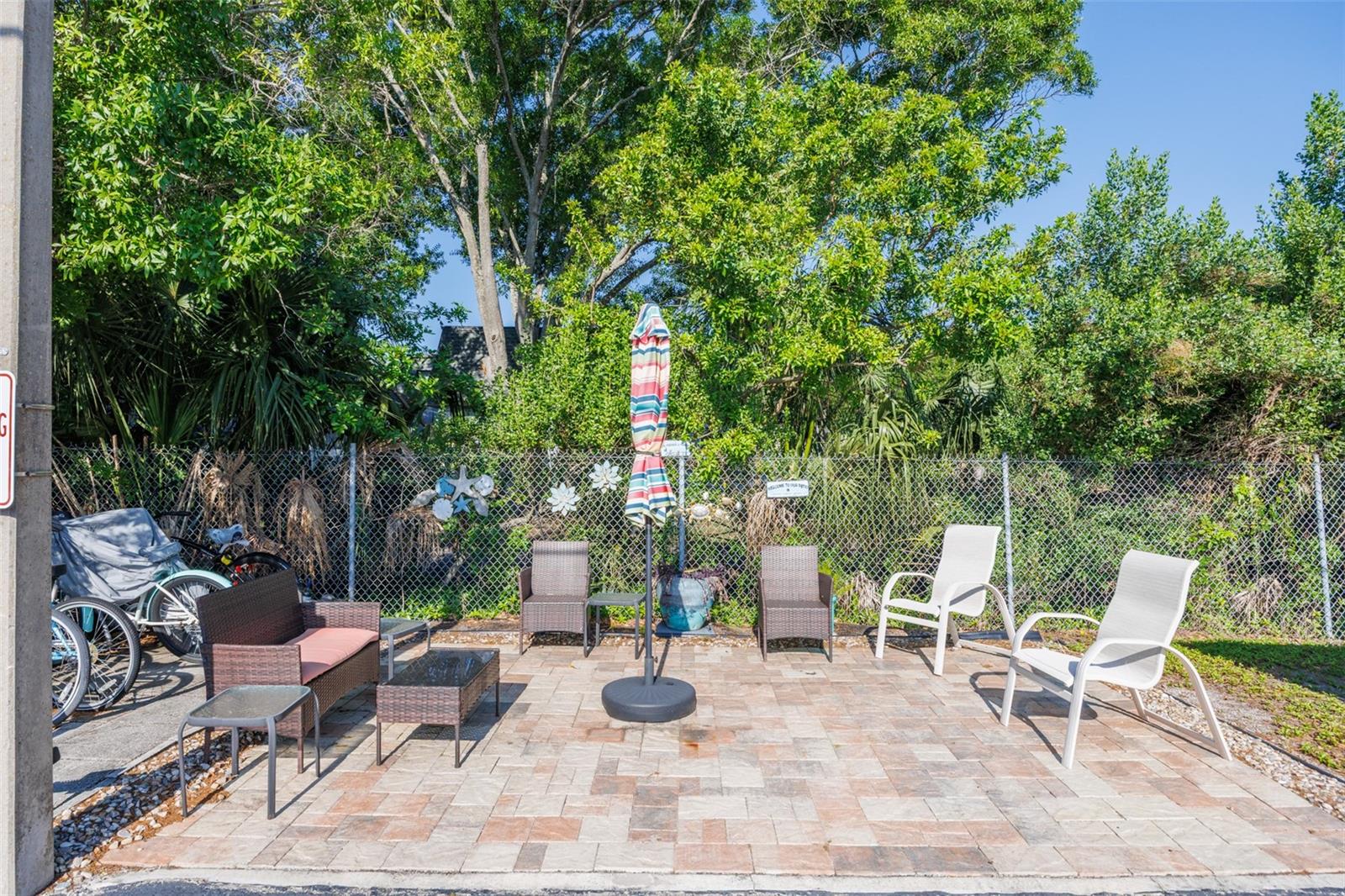 Image 28 of 33 For 6100 21st Street N 9