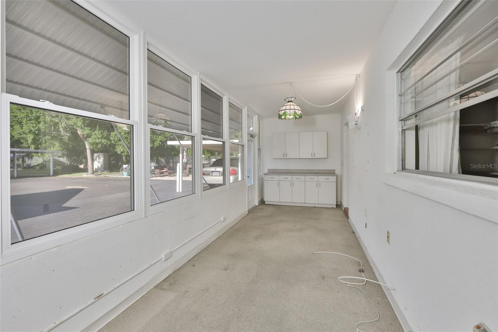 Image 5 of 33 For 6100 21st Street N 9