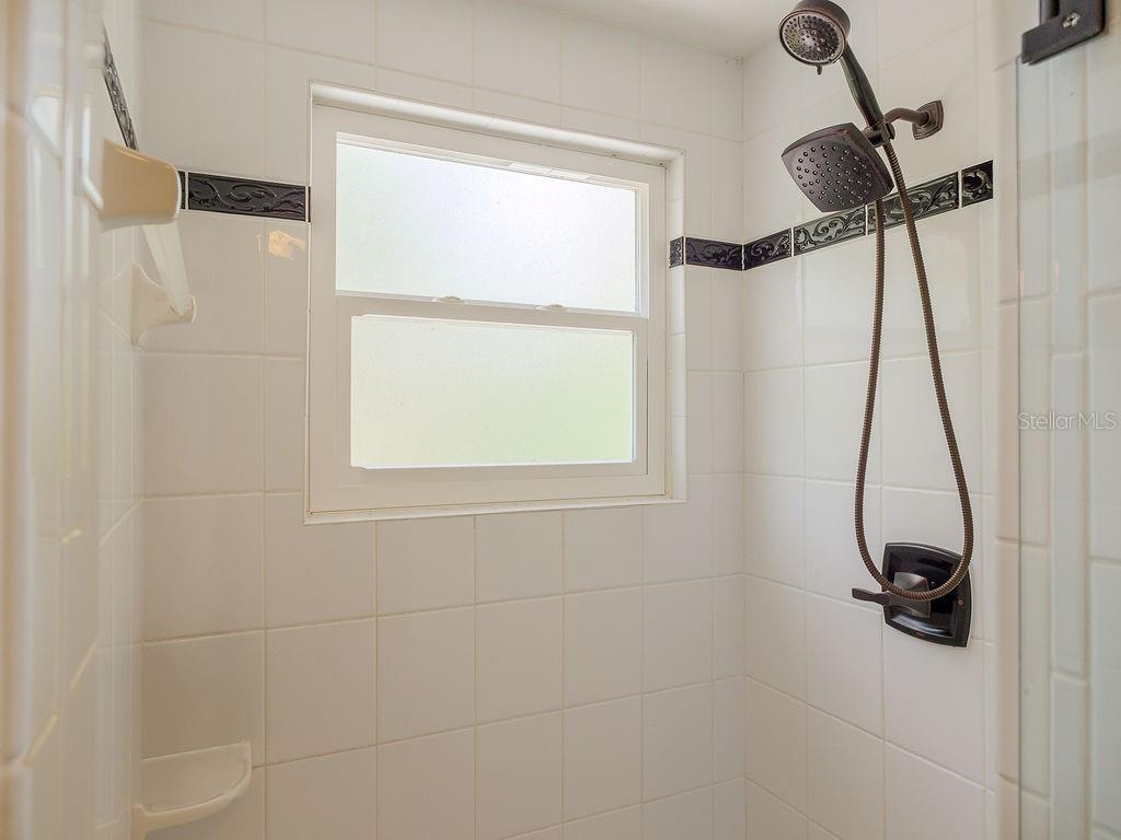 Image 33 of 100 For 3 Michiana Place