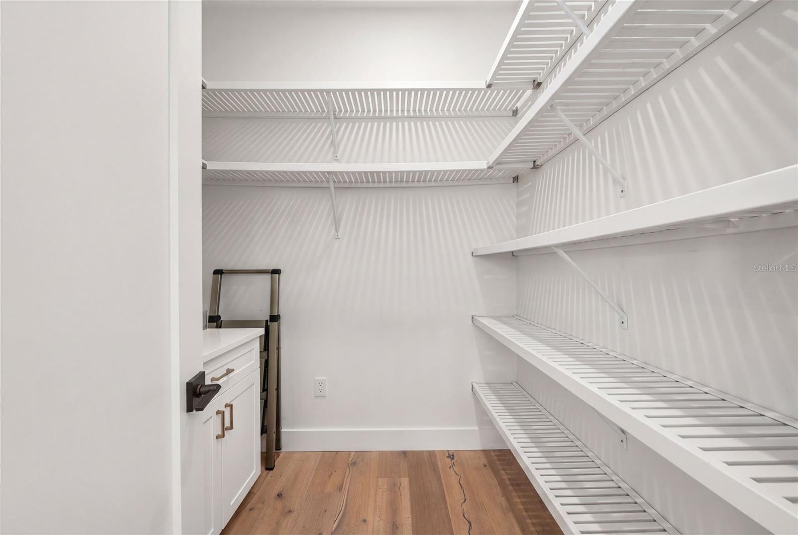 Image 24 of 43 For 1815 Lake Shore Drive