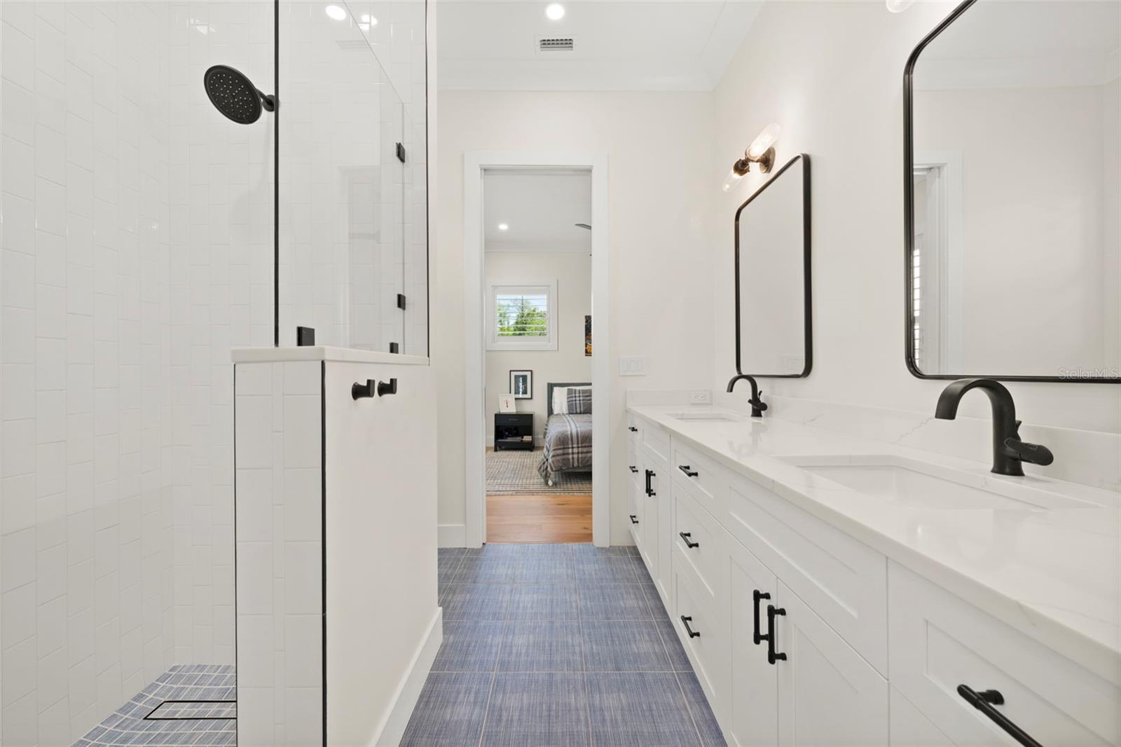 Image 30 of 43 For 1815 Lake Shore Drive