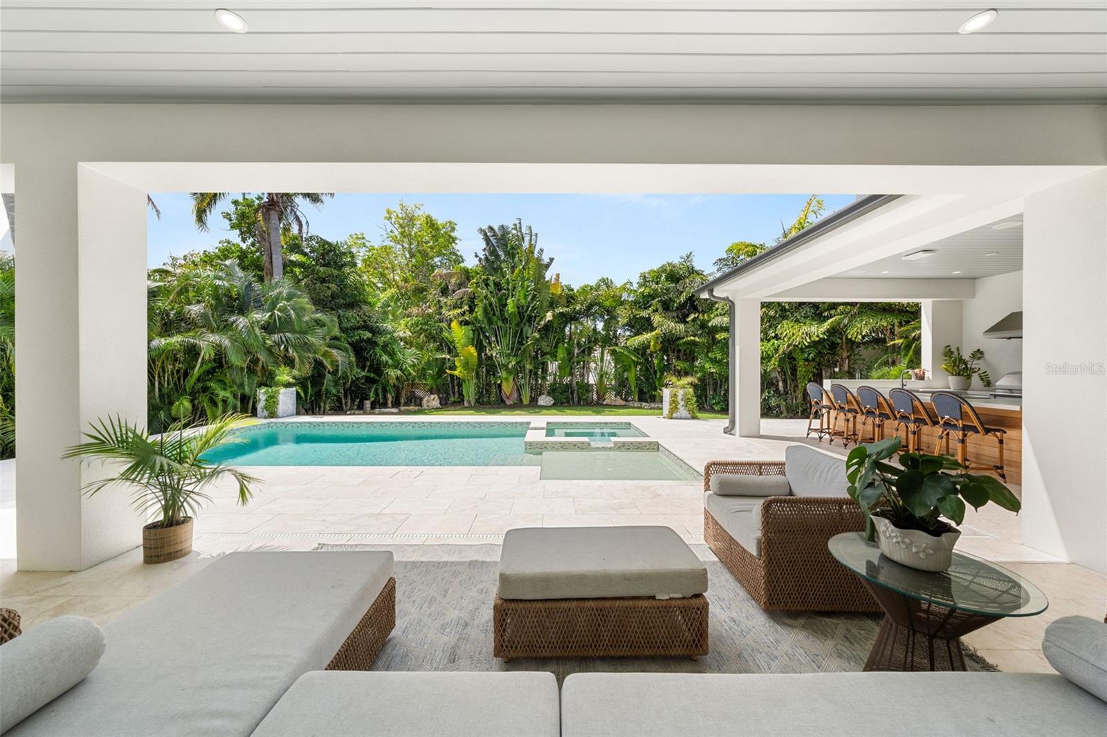 Image 35 of 43 For 1815 Lake Shore Drive