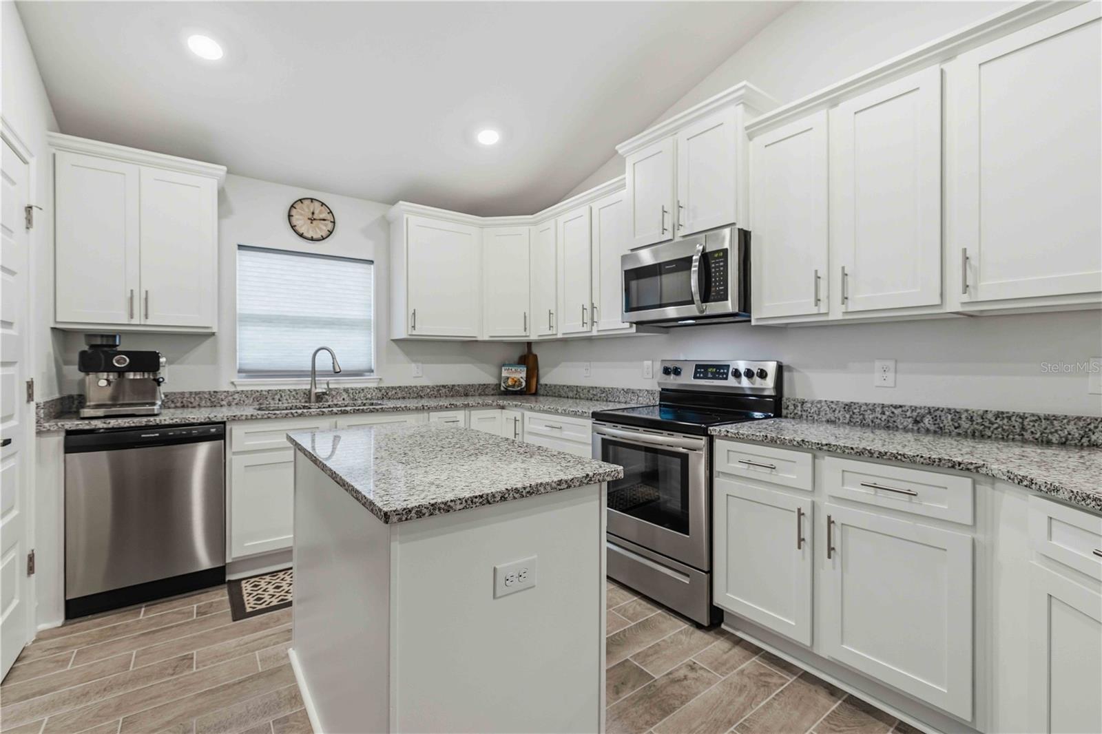 Image 17 of 66 For 5906 164th Avenue E