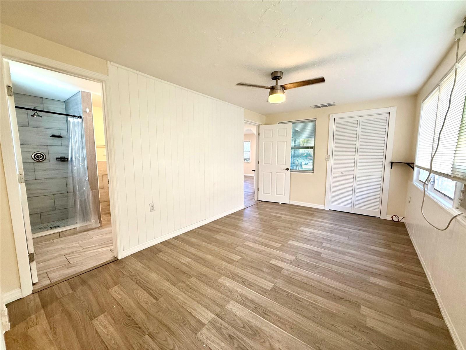 Image 16 of 27 For 2658 Nassau Street