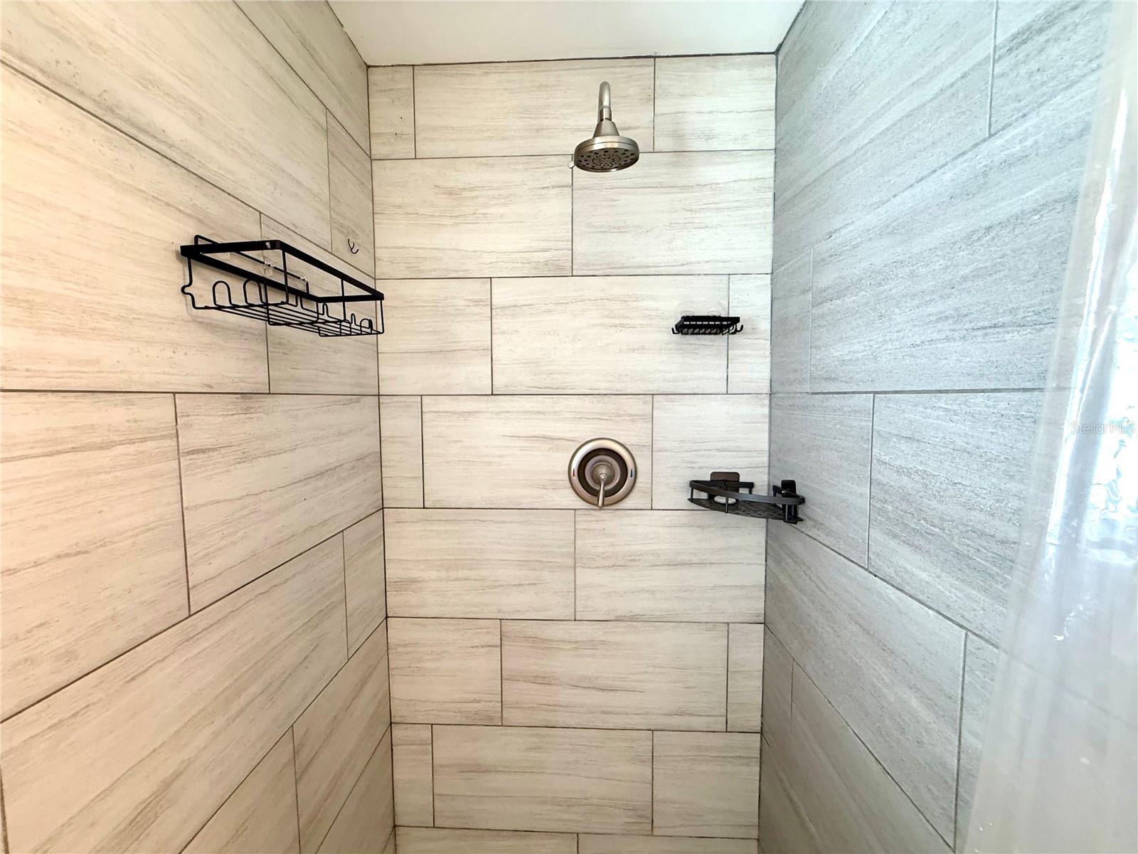 Image 18 of 27 For 2658 Nassau Street