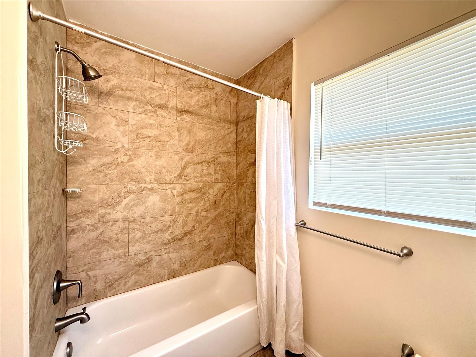 Image 20 of 27 For 2658 Nassau Street