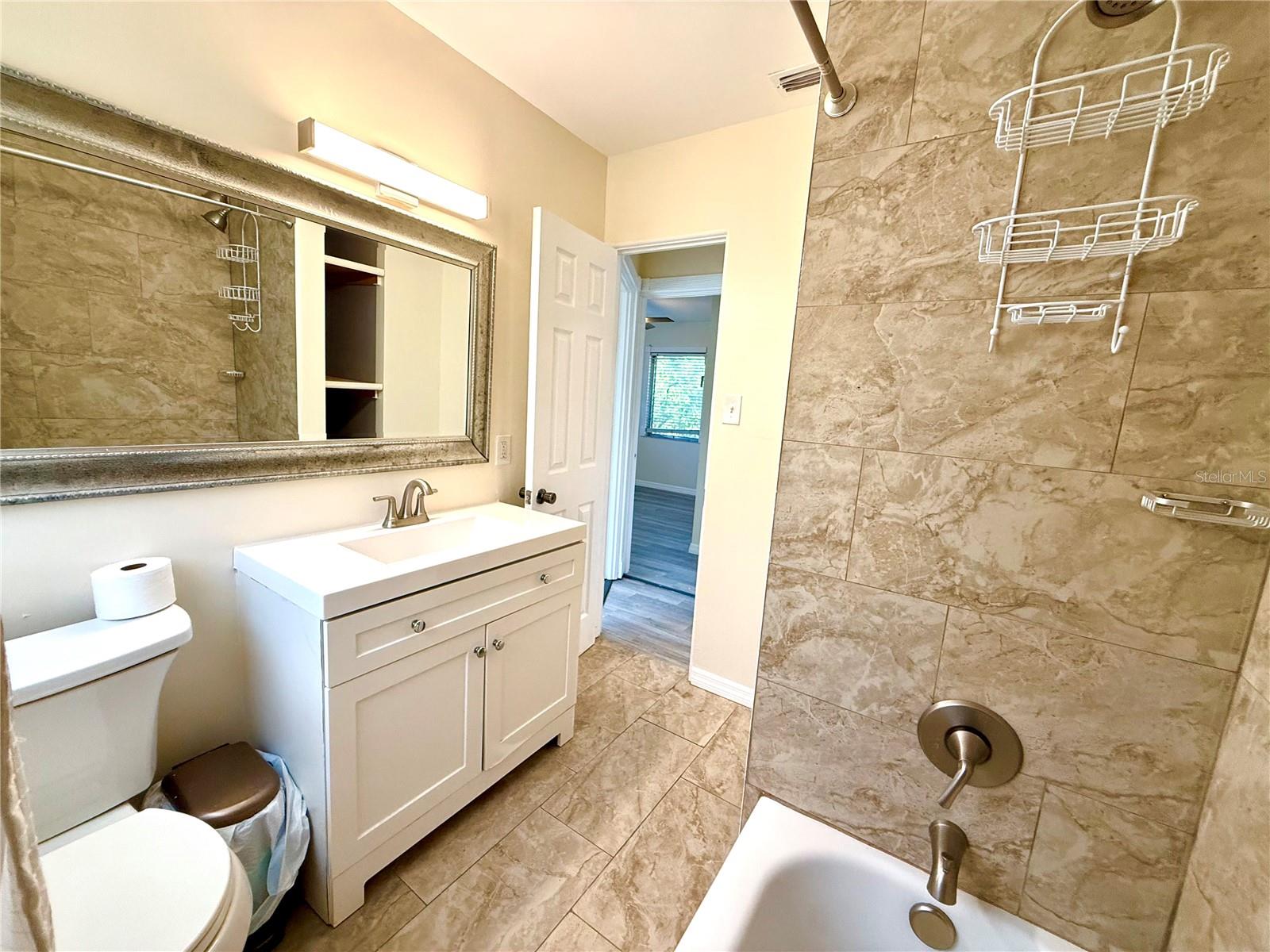 Image 21 of 27 For 2658 Nassau Street