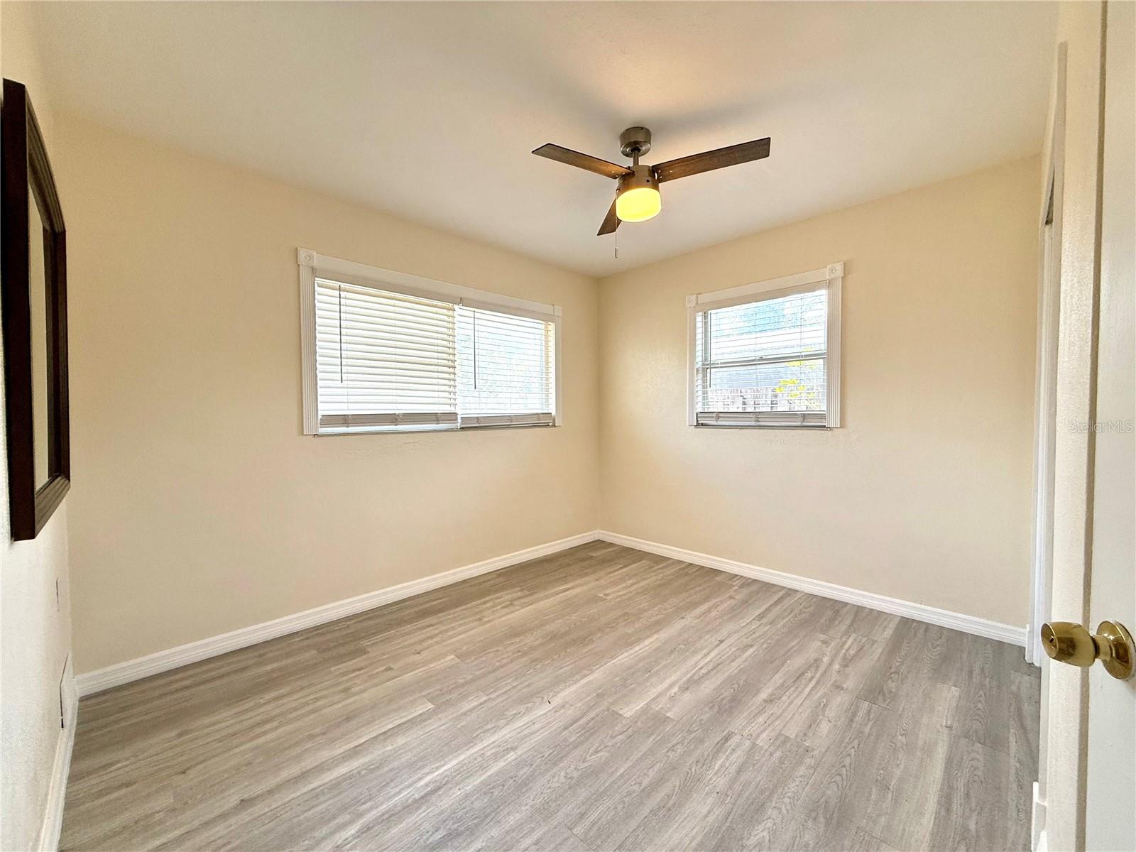 Image 22 of 27 For 2658 Nassau Street