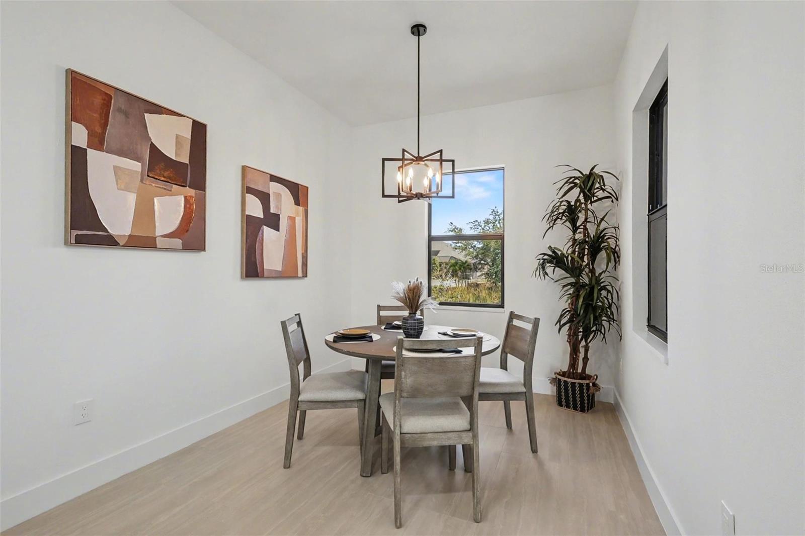 Image 10 of 41 For 1721 2nd Street