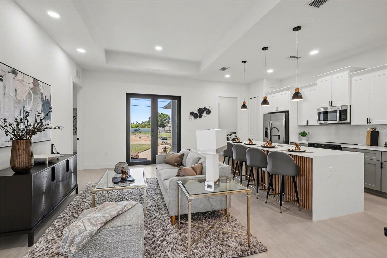 Image 6 of 41 For 1721 2nd Street