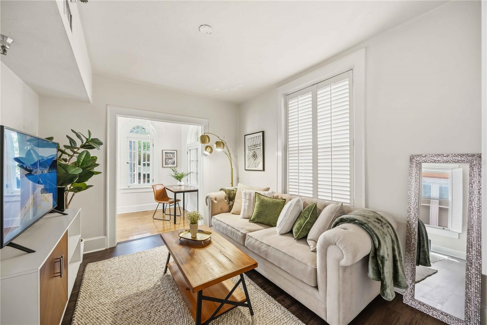 Image 14 of 34 For 1221 Palm Avenue 203