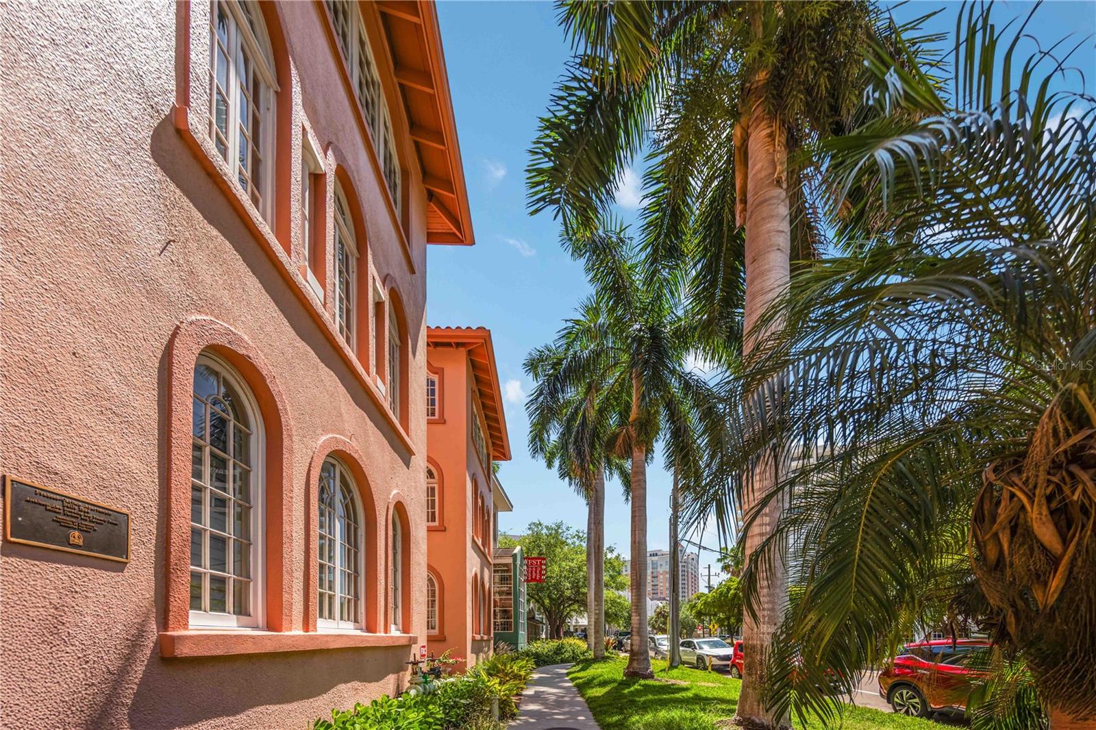 Image 29 of 34 For 1221 Palm Avenue 203