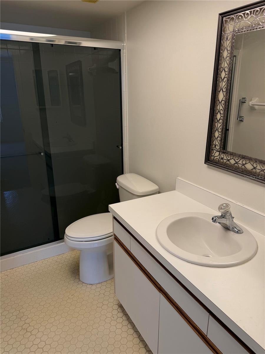 Image 9 of 20 For 515 30th Avenue 405-h