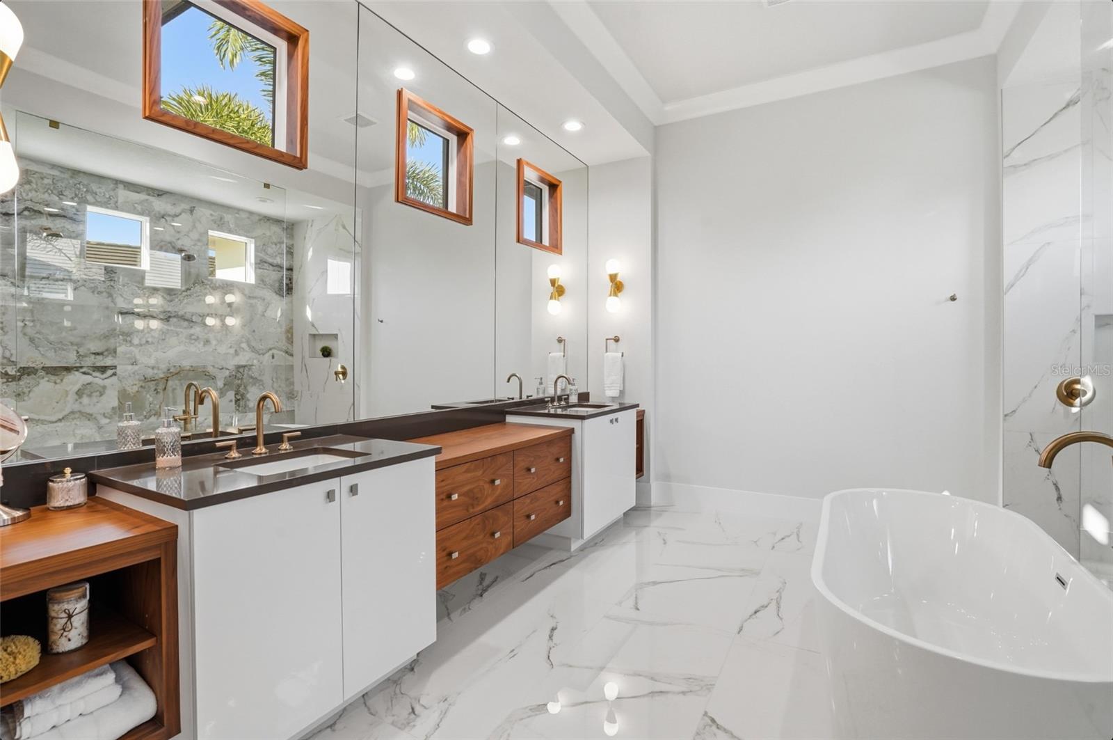 Image 43 of 88 For 1815 Rio Vista Terrace