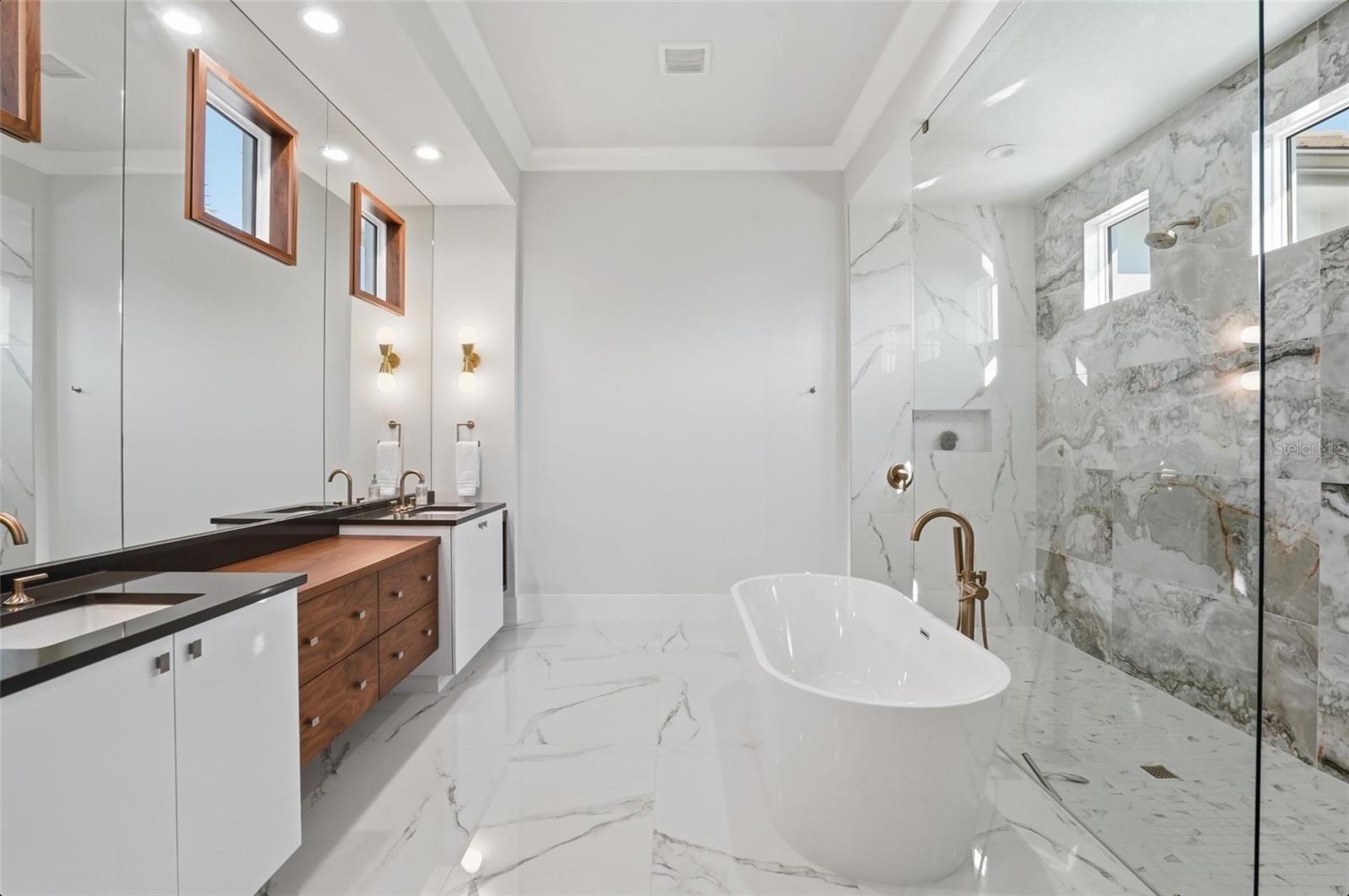 Image 44 of 88 For 1815 Rio Vista Terrace