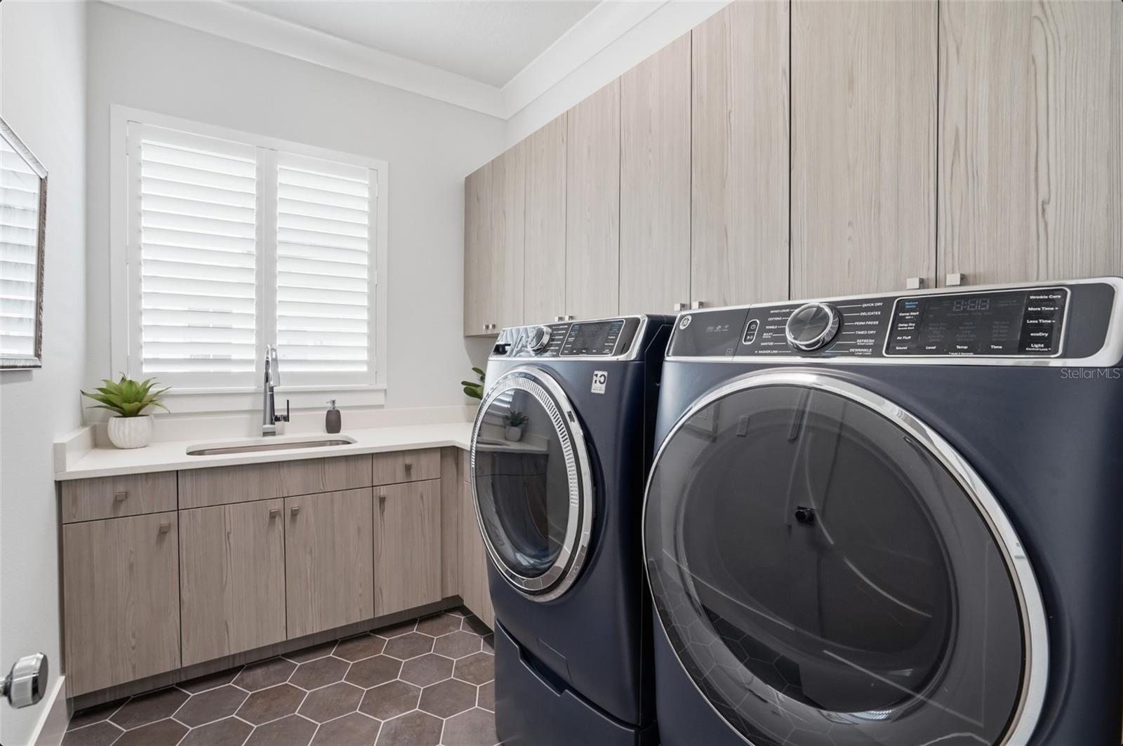 Image 56 of 88 For 1815 Rio Vista Terrace