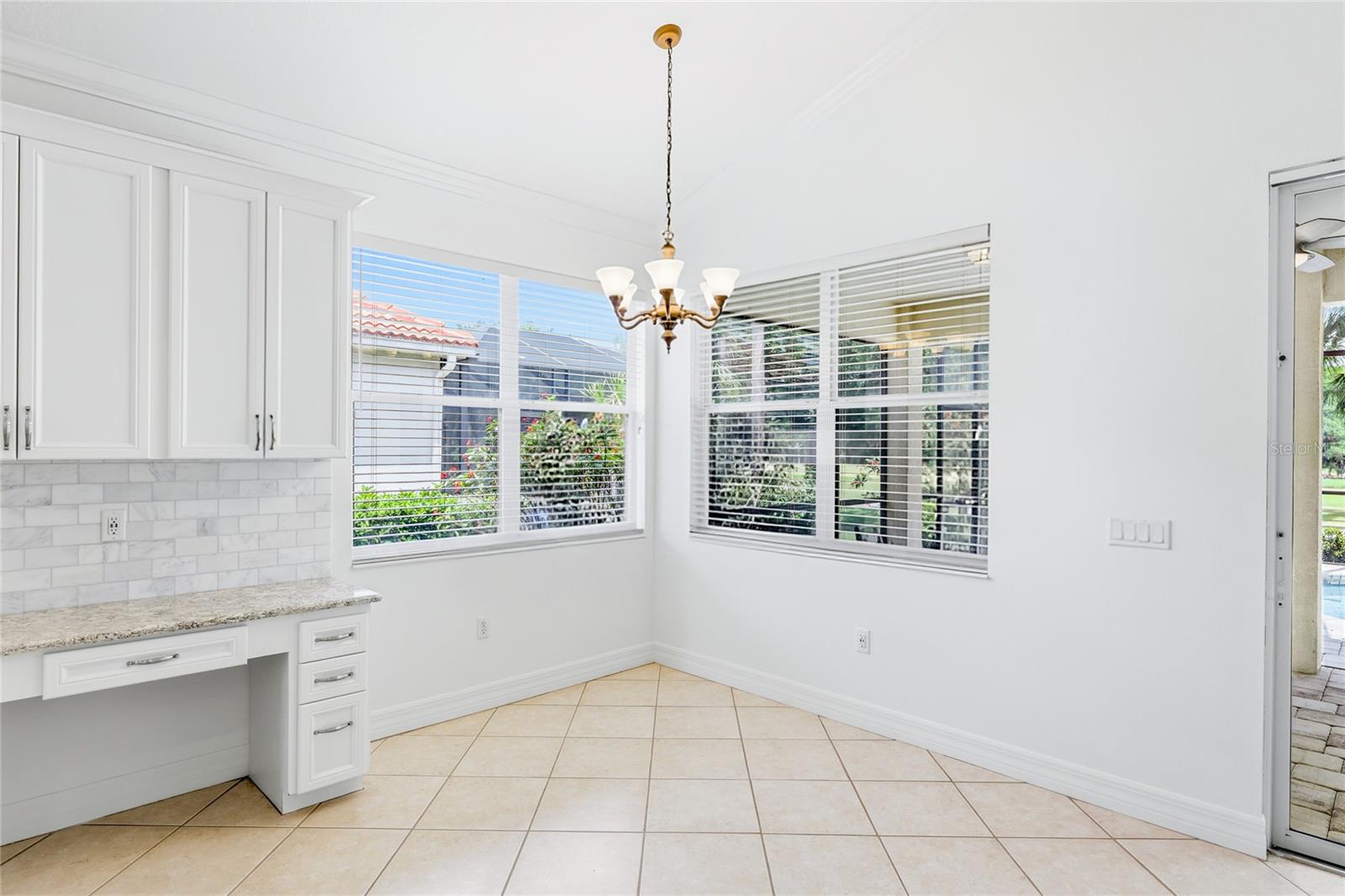 Image 16 of 62 For 711 Foggy Morn Lane