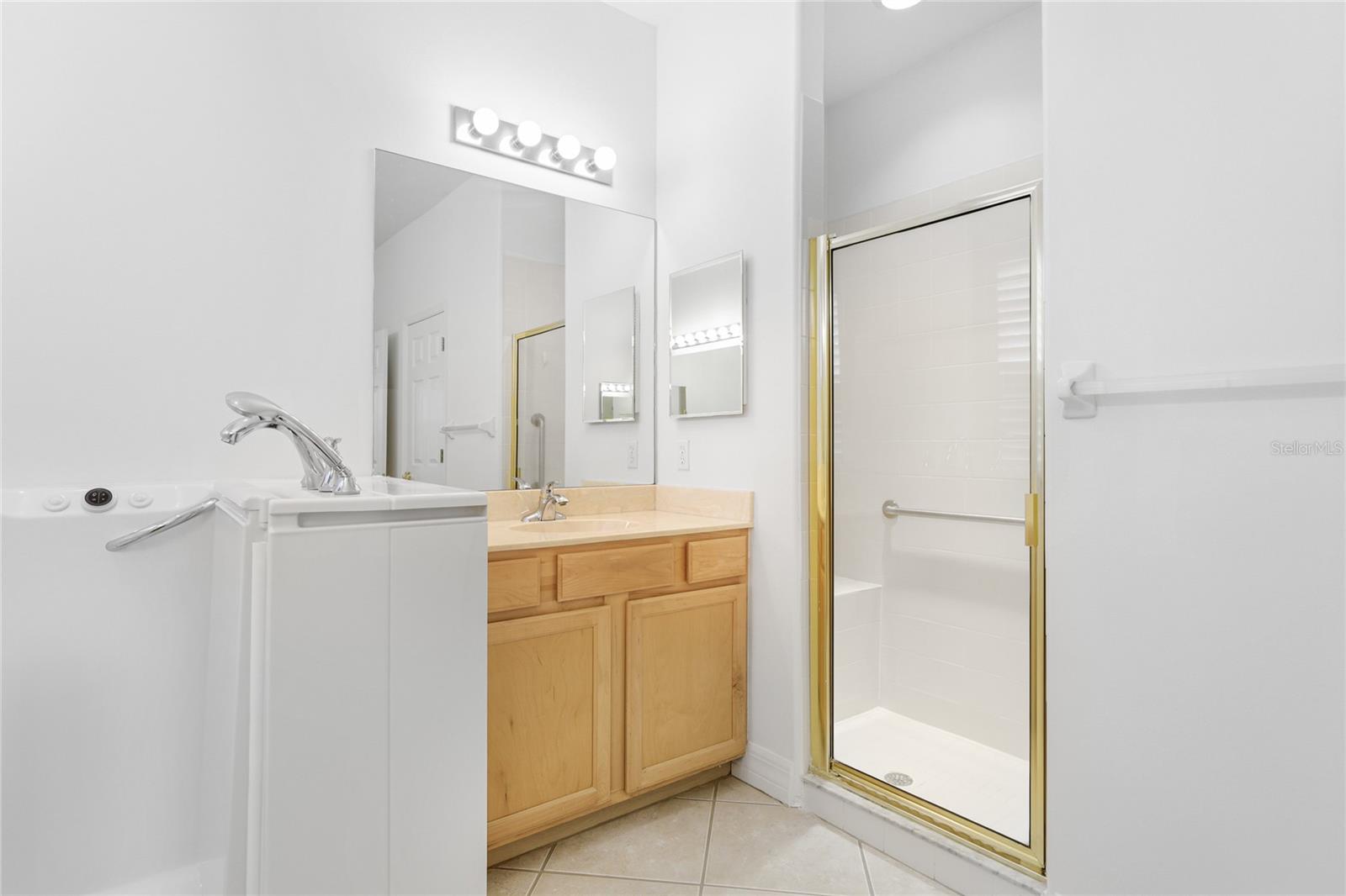 Image 24 of 62 For 711 Foggy Morn Lane