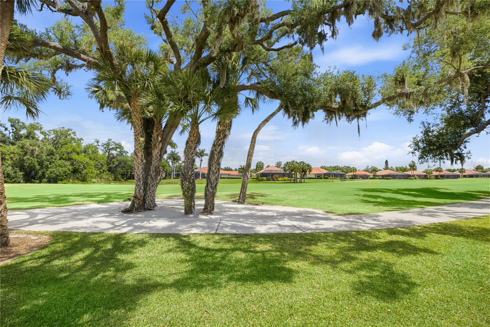 Image 36 of 62 For 711 Foggy Morn Lane