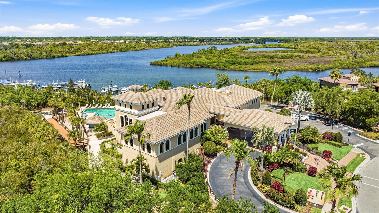 Image 40 of 62 For 711 Foggy Morn Lane