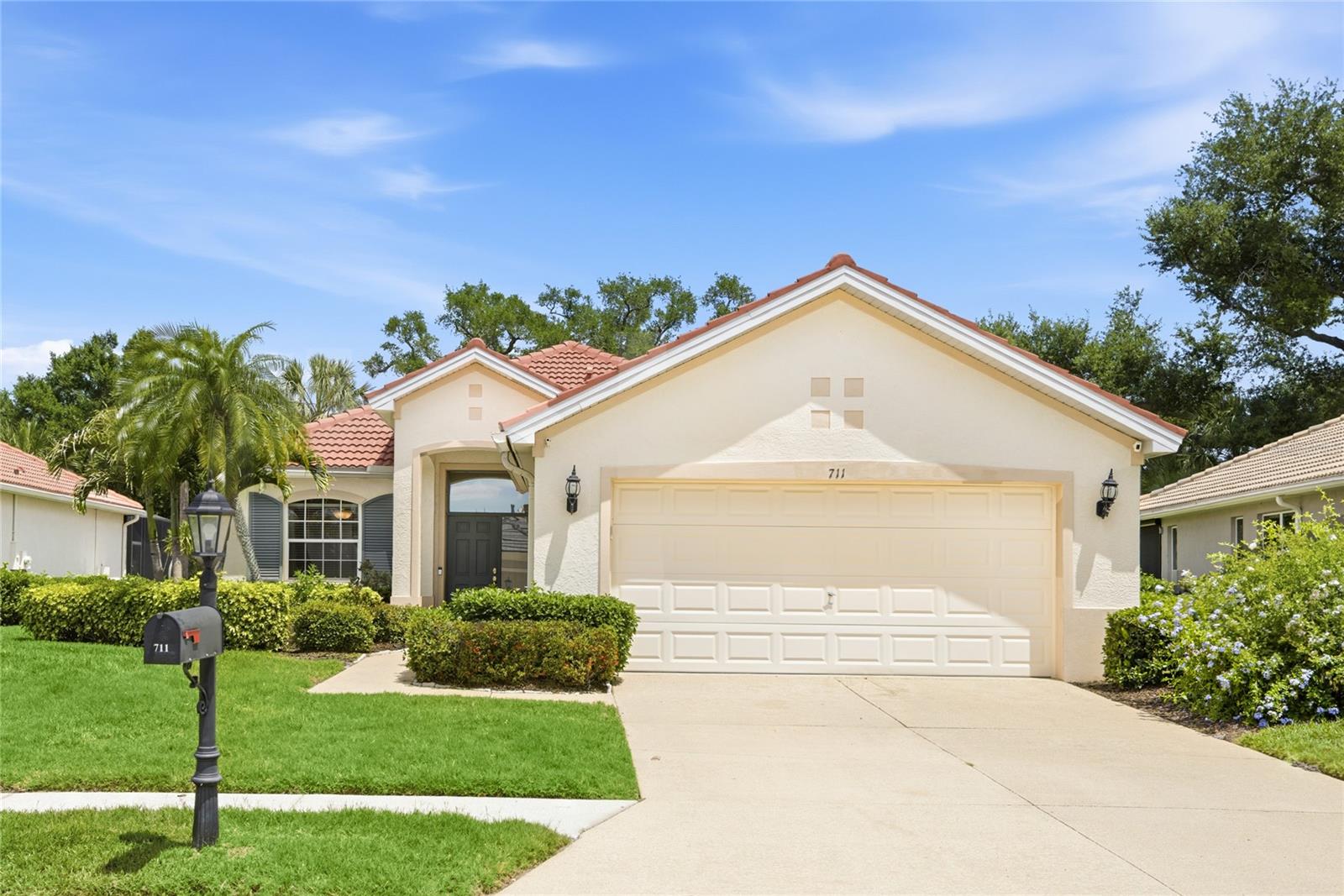 Image 5 of 62 For 711 Foggy Morn Lane