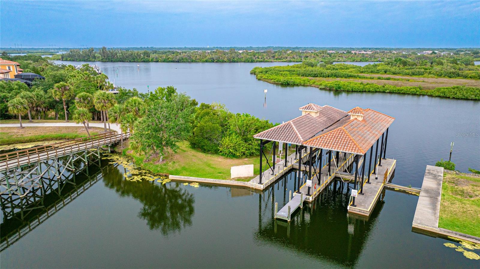 Image 52 of 62 For 711 Foggy Morn Lane