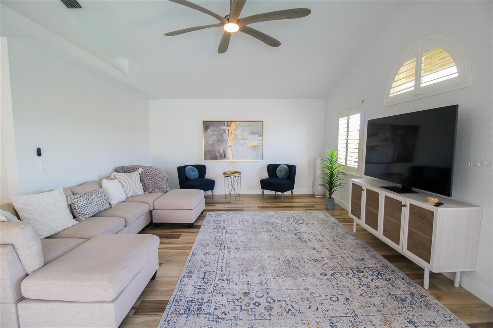 Image 17 of 46 For 609 Macedonia Drive